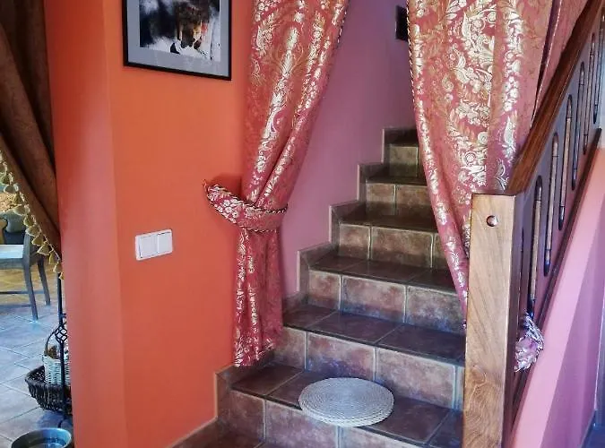 Lisi Dwor Semesterbostad *