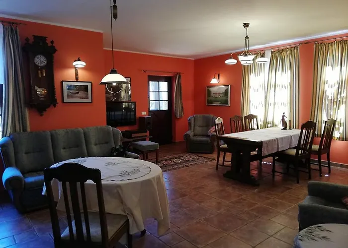 Semesterbostad Lisi Dwor